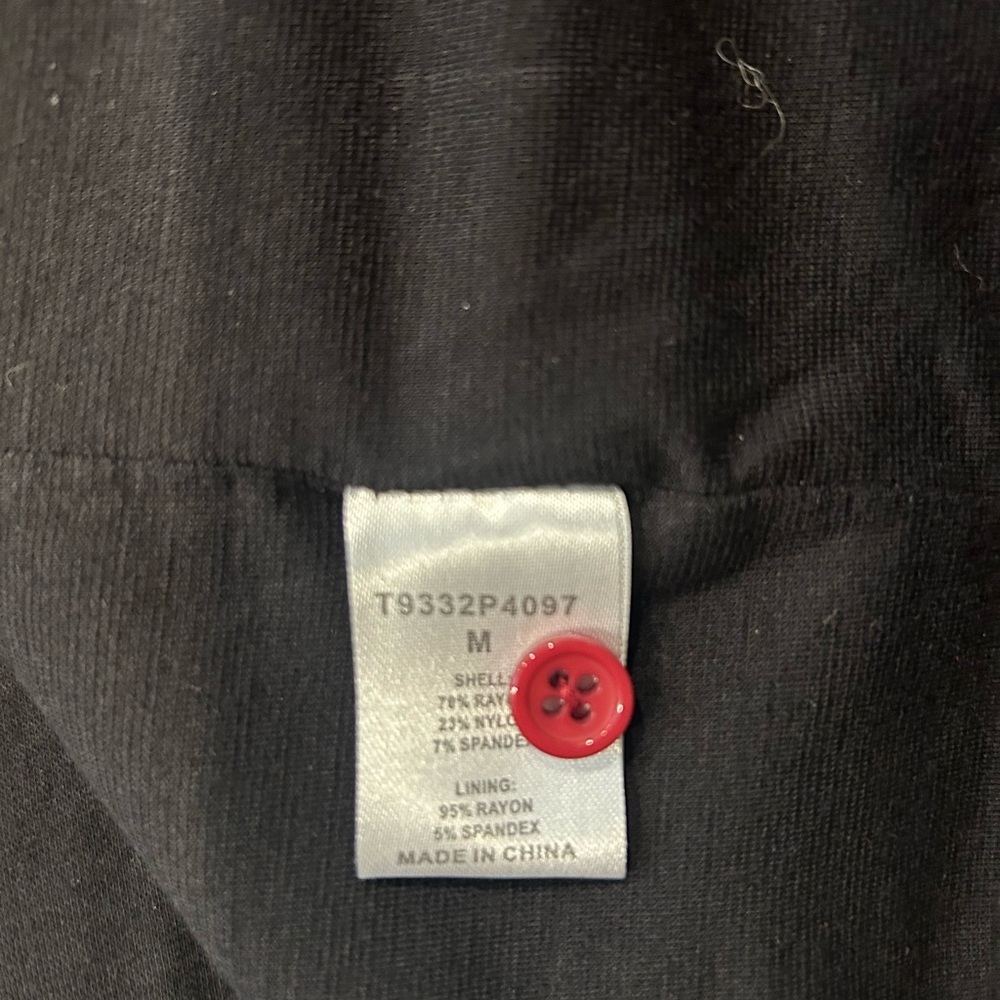 Tart Collections Raspberry Size Medium Jacket - Picture 9 of 9